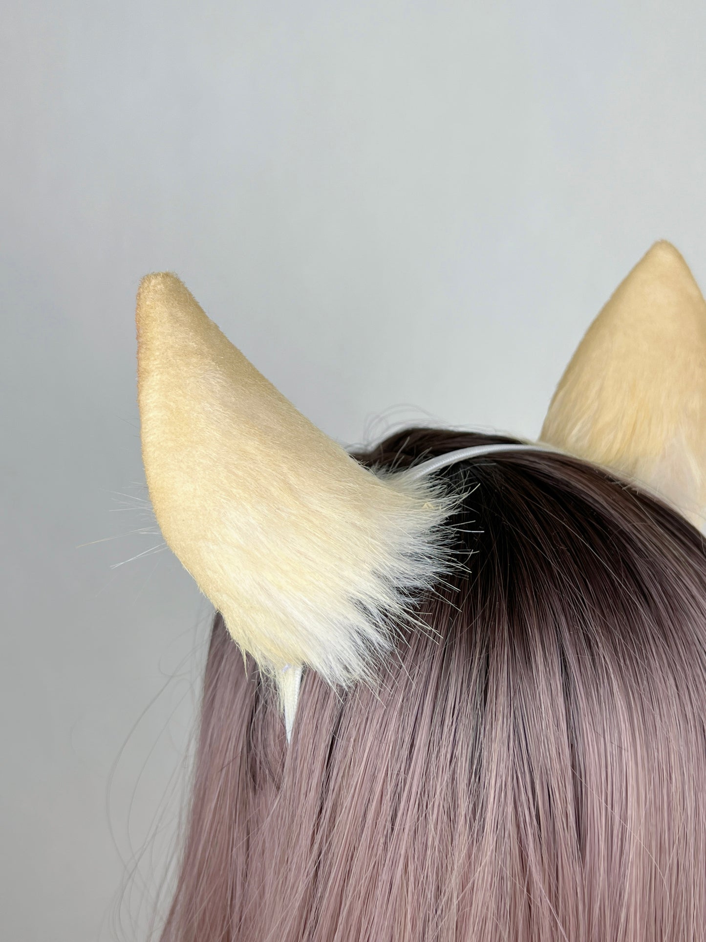 Arknights - Mlynar Faux Fur Animal Ears Kemonomimi