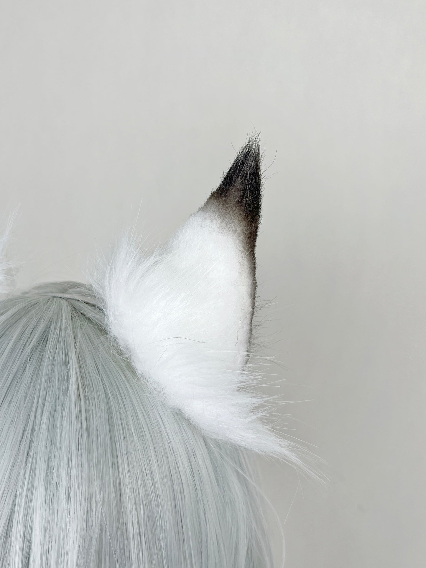 Arknights - Kal'tsit Faux Fur Animal Ears Kemonomimi