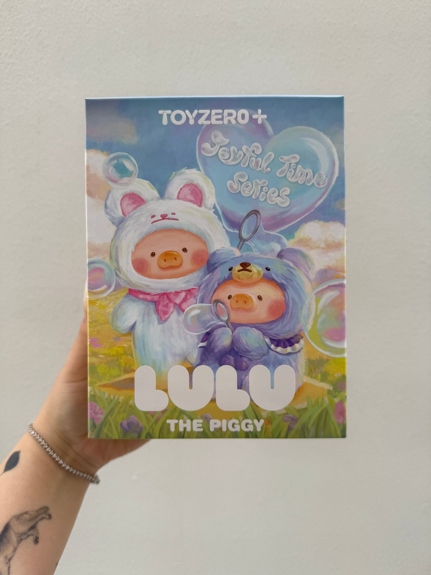 LuLu the Piggy – Joyful Time Series
