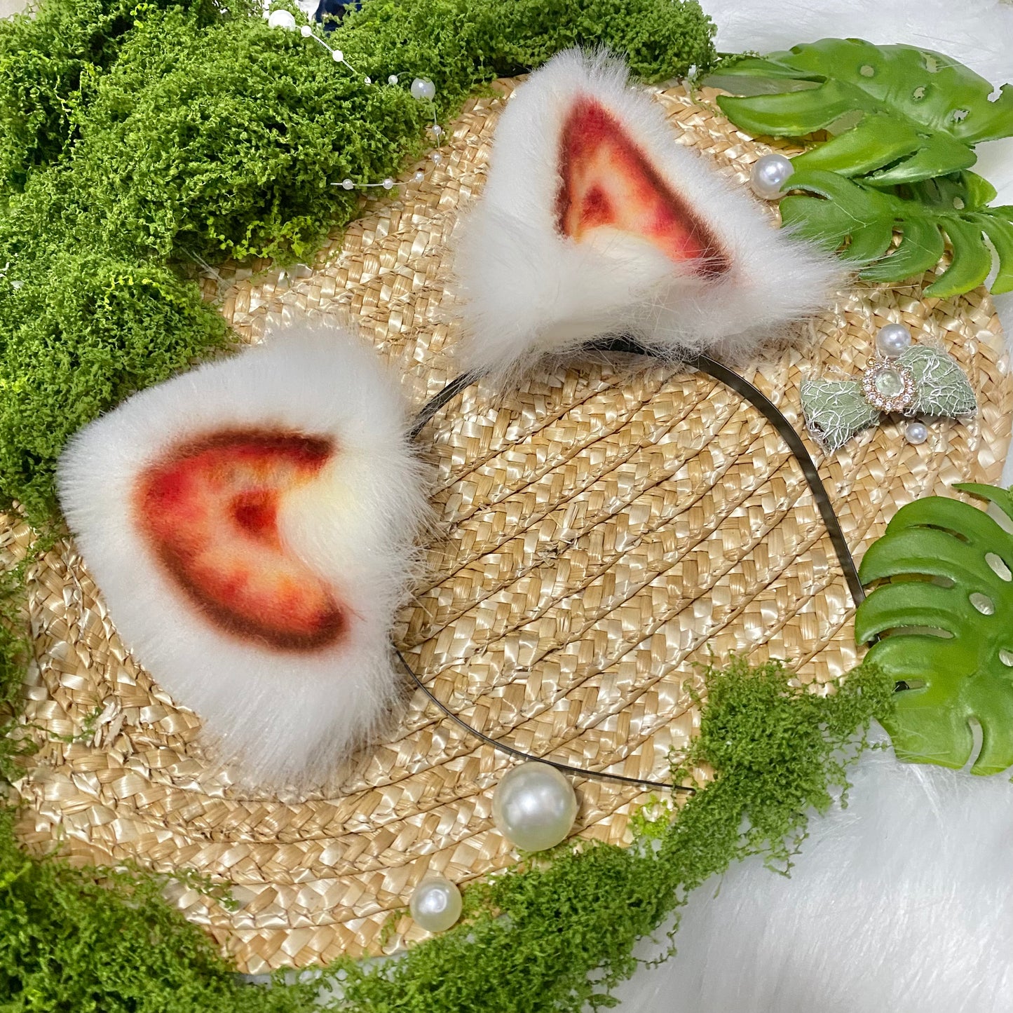 Ichigo the Strawberry Cat Faux Fur Animal Ears Kemonomimi