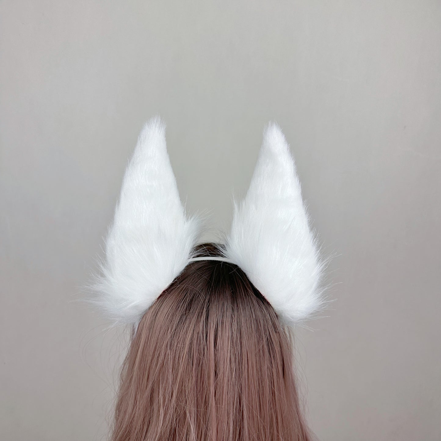 League of Legends - Faker Exclusive Risen Ahri White (Legend Collection) Faux Fur Animal Ears Kemonomimi