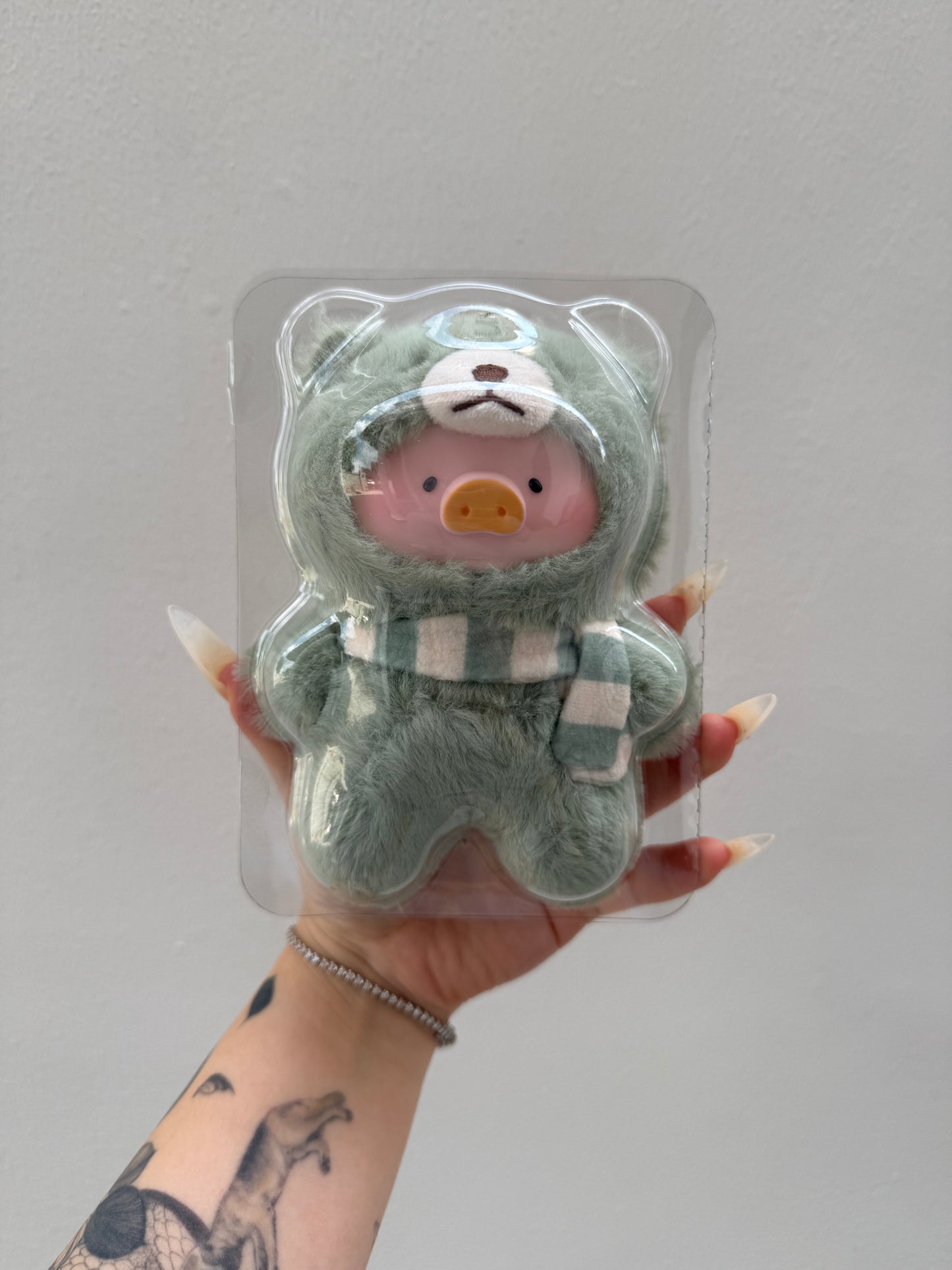 LuLu the Piggy – Joyful Time Series